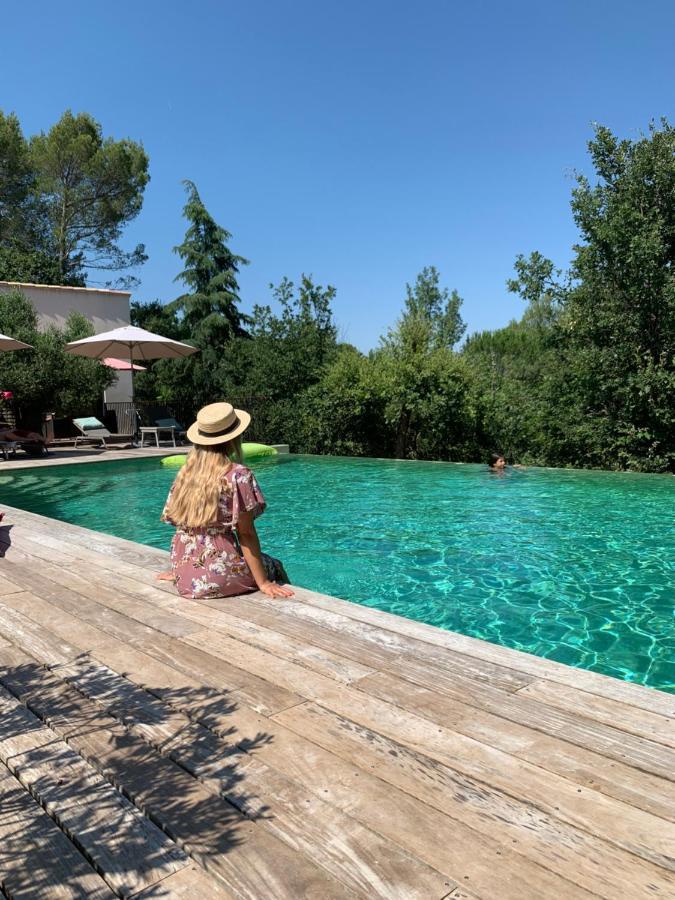 Sous Les Oliviers - Piscine Chauffee - Studios De Standing Tout-Equipes Saint-Maximin エクステリア 写真